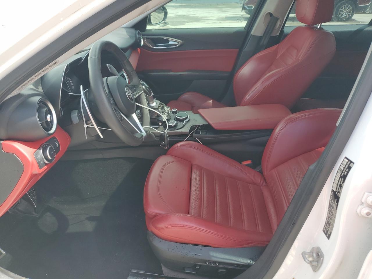 ZARFAMBNXK7600497 2019 Alfa Romeo Giulia Ti