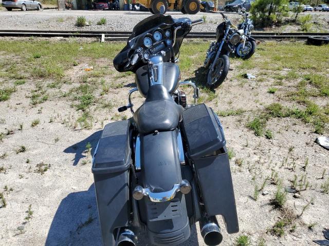 2013 HARLEY-DAVIDSON FLHX STREE - 1HD1KBM11DB682599