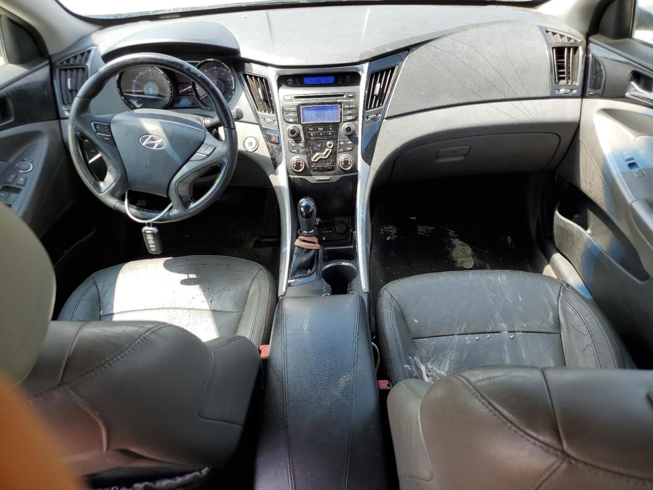 5NPEC4AC3DH687593 2013 Hyundai Sonata Se