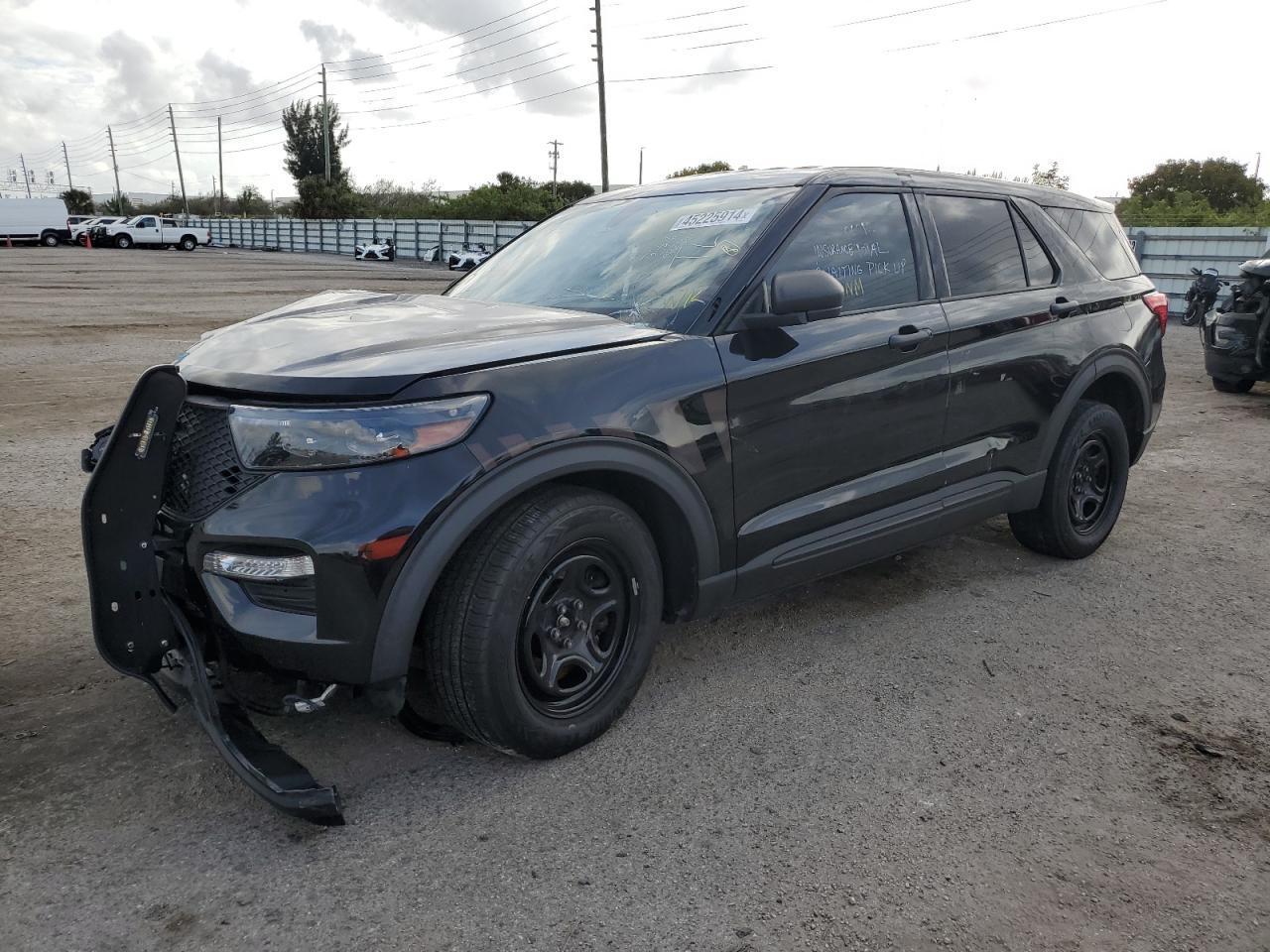 2020 Ford Explorer Police Interceptor vin: 1FM5K8AW7LGC13696