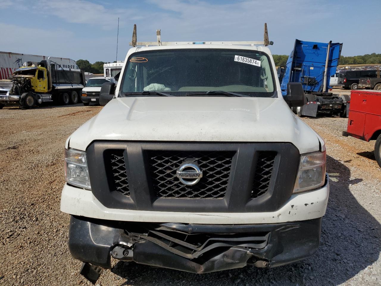 1N6BF0KY0HN811786 NISSAN NV 2017