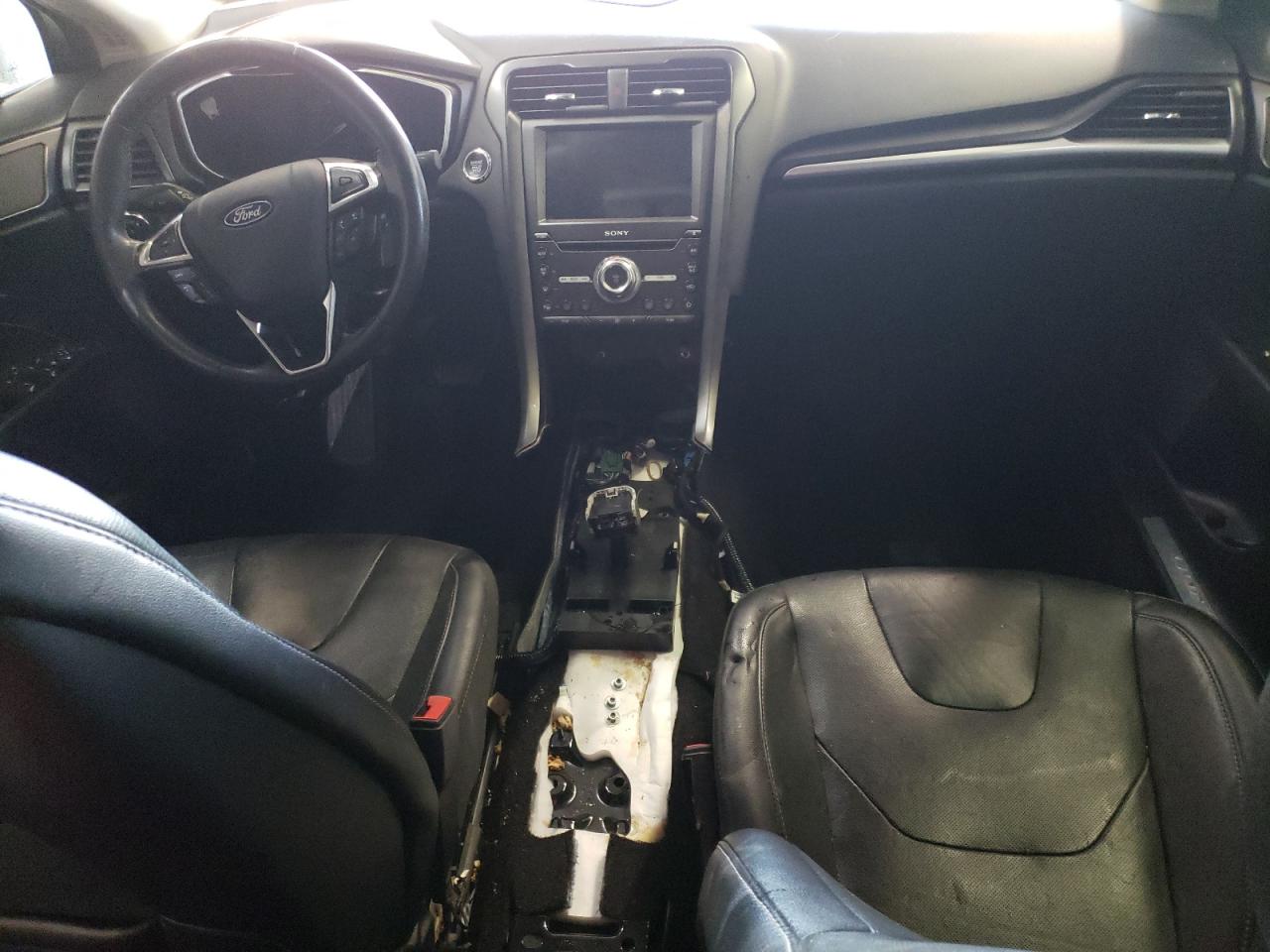 3FA6P0D91KR204393 2019 Ford Fusion Titanium