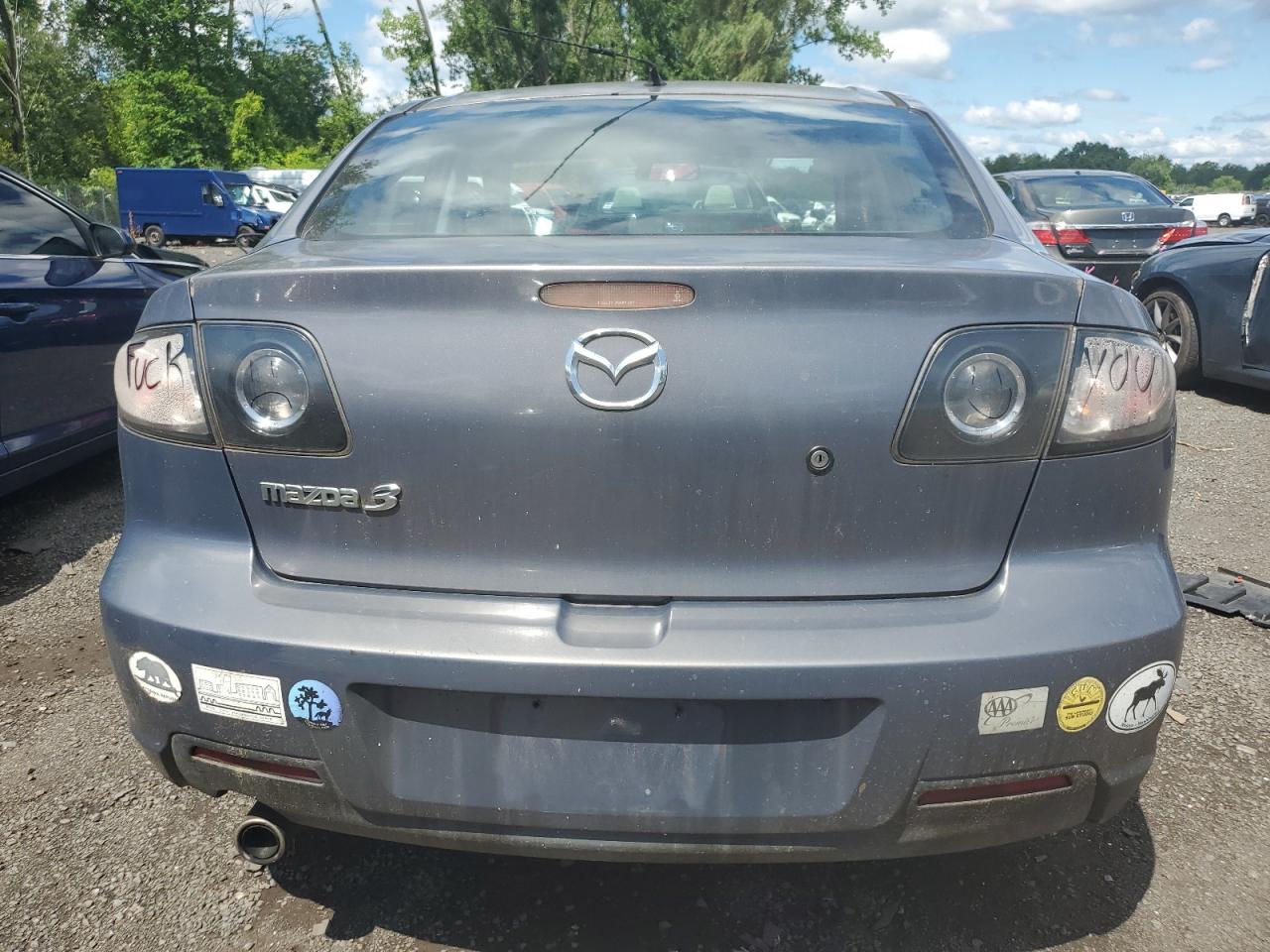 JM1BK12G571713659 2007 Mazda 3 I