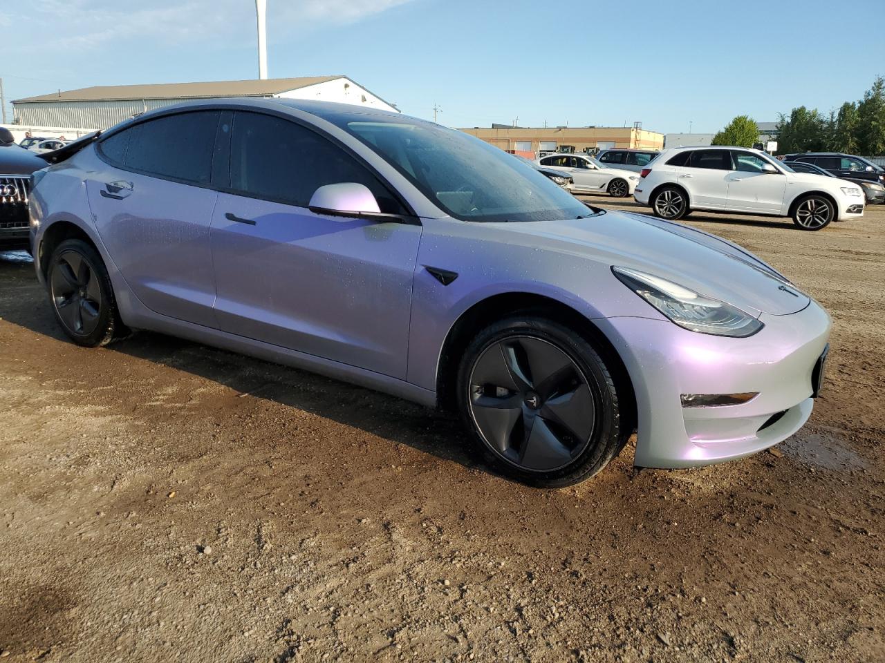 TESLA MODEL 3