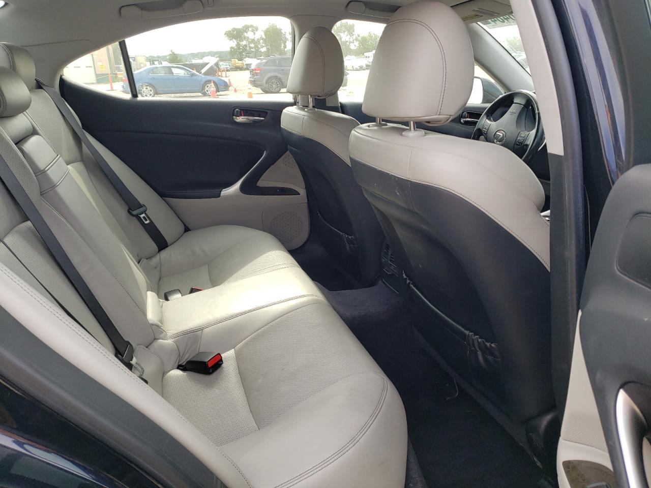 JTHCK262692028946 2009 Lexus Is 250