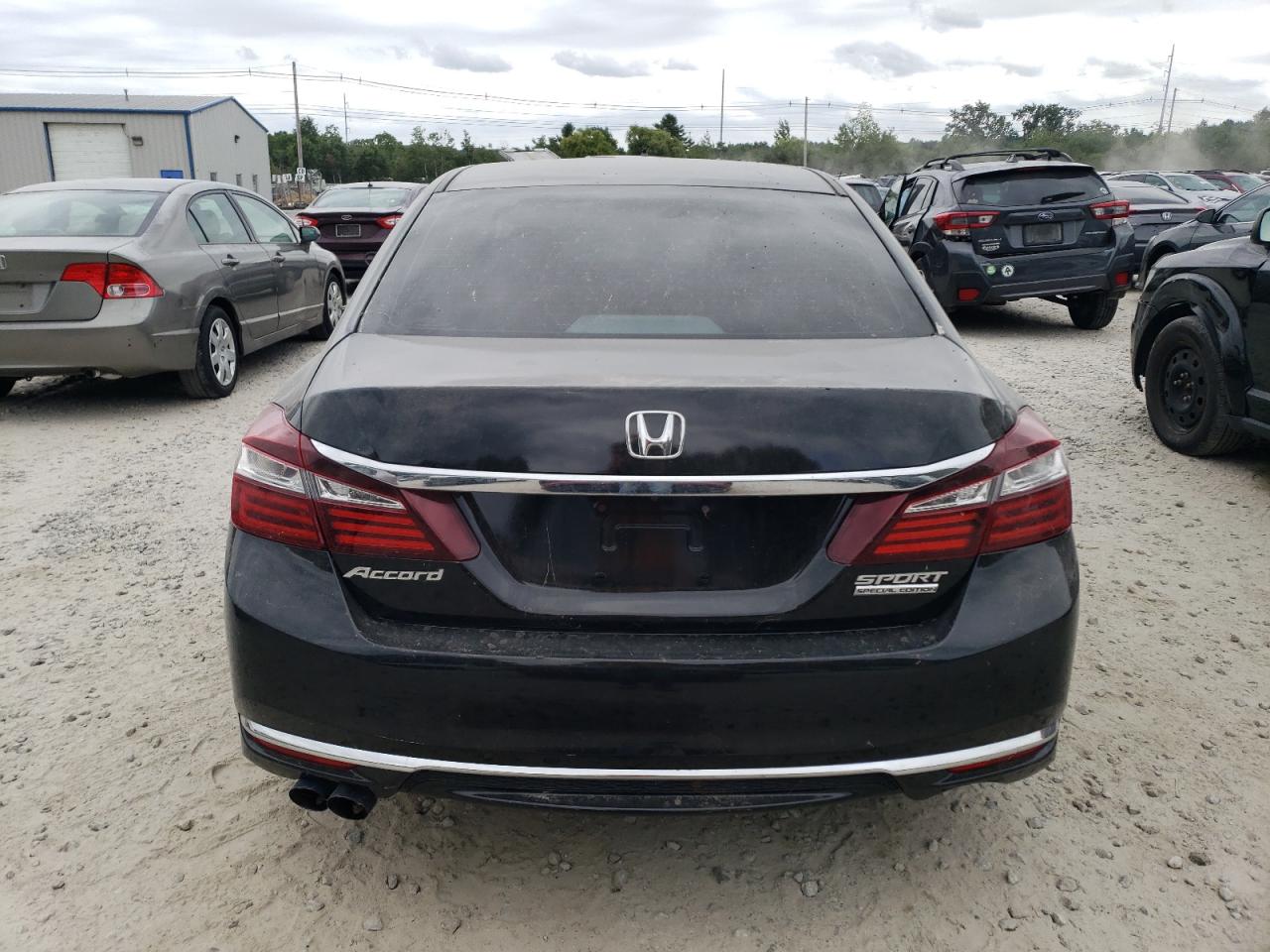 1HGCR2F10HA230966 HONDA ACCORD 2017