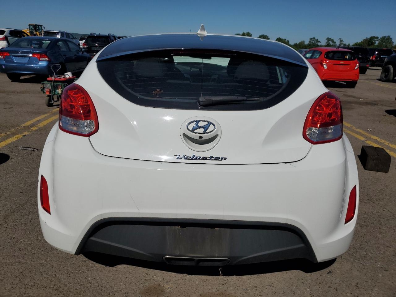 KMHTC6AD3HU315626 2017 Hyundai Veloster