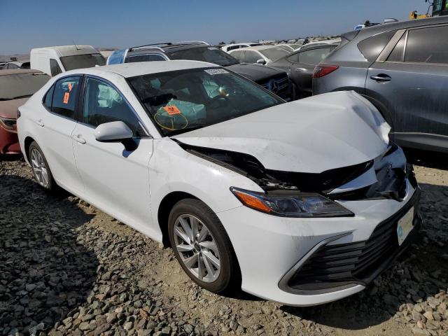 VIN 4T1C11AK0NU704386 2022 Toyota Camry, LE no.4