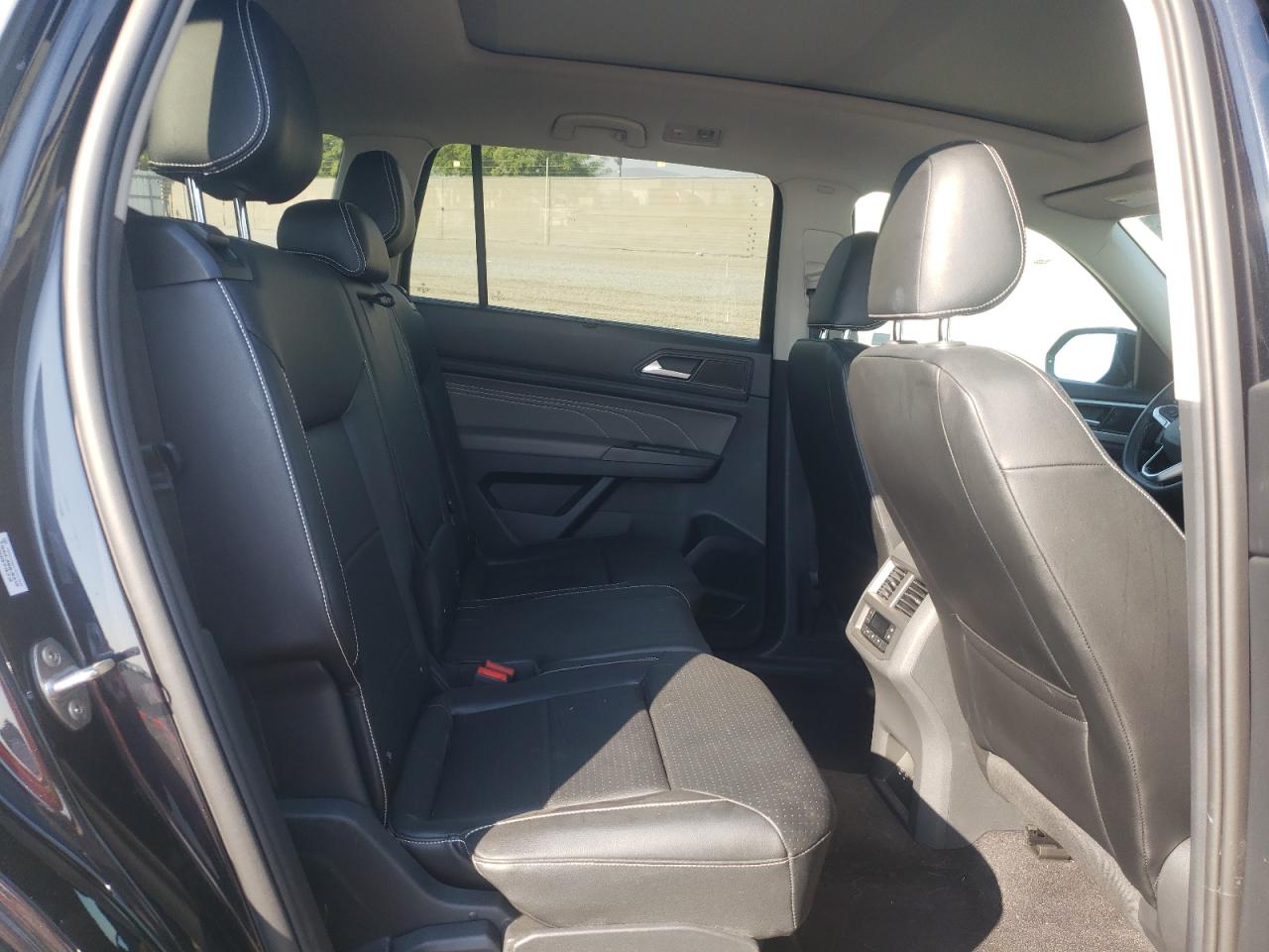 1V2JP2CA1MC585383 2021 Volkswagen Atlas Se