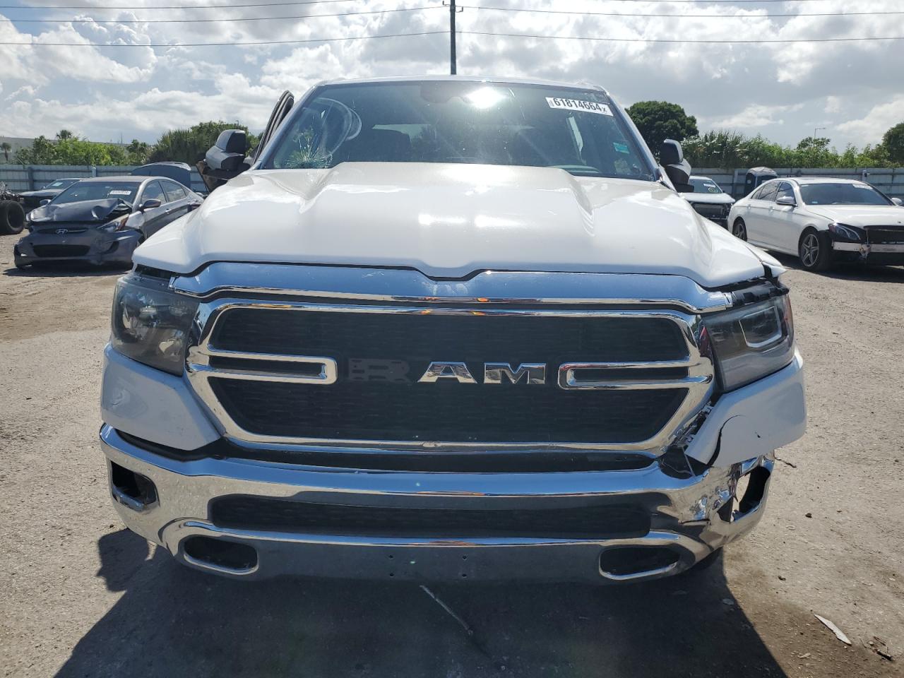 2021 Ram 1500 Laramie vin: 1C6SRFJT2MN666903