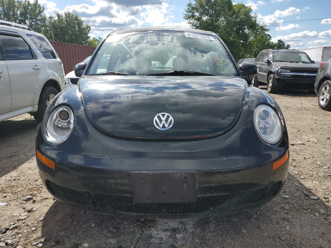 3VWPW31CX9M511066 2009 Volkswagen New Beetle S