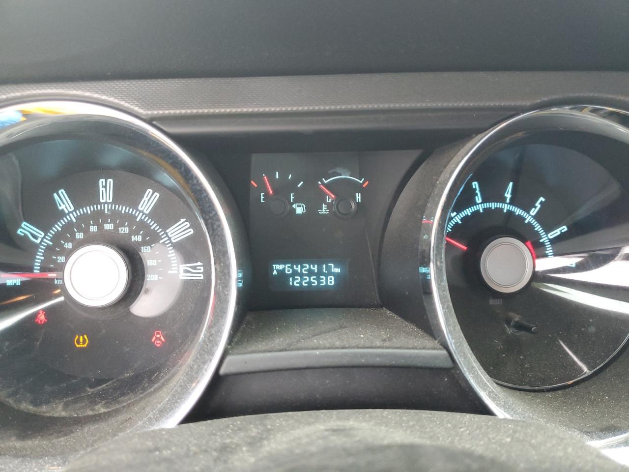 1ZVBP8AN9A5145049 2010 Ford Mustang