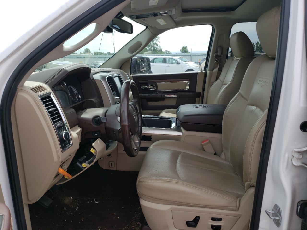 1C6RR7NM4HS875123 2017 Ram 1500 Laramie