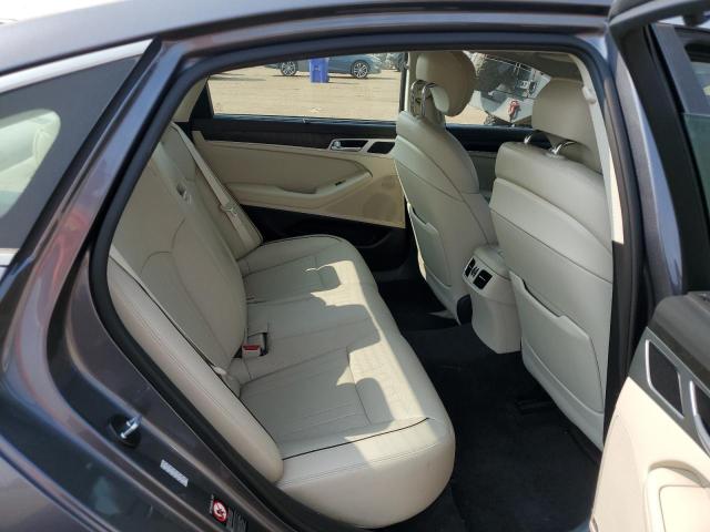 2016 HYUNDAI GENESIS 3. - KMHGN4JE0GU140288
