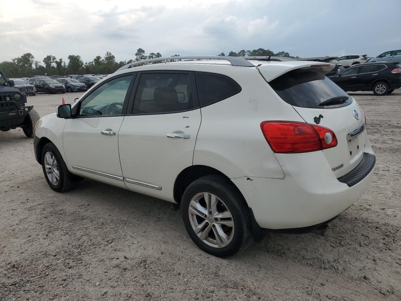 2013 Nissan Rogue S vin: JN8AS5MT0DW553741