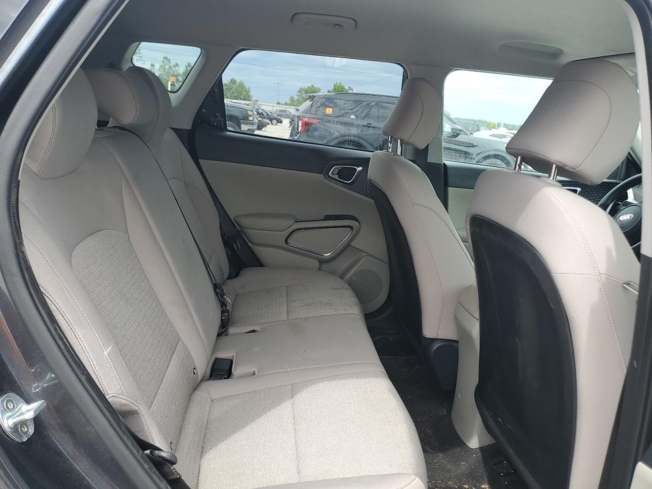 KNDJ23AU1L7722073 2020 Kia Soul Lx