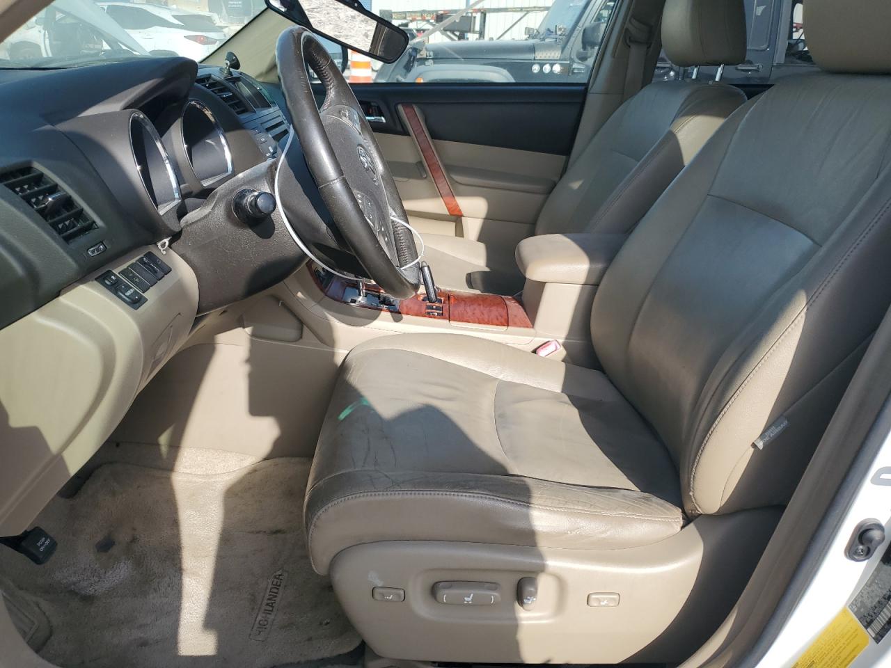 JTEES42A982002824 2008 Toyota Highlander Limited