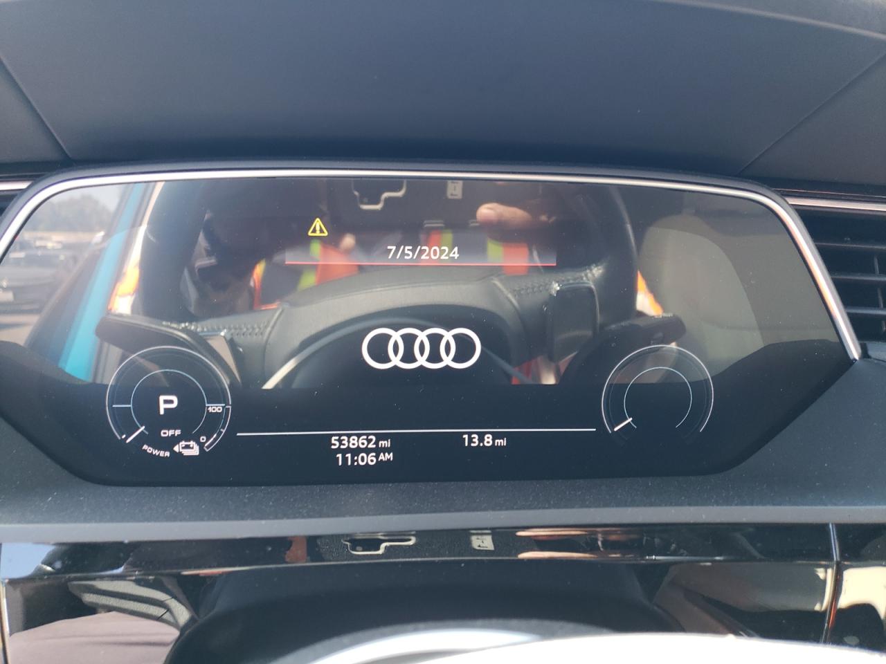 WA1VAAGE4KB007559 2019 Audi E-Tron Prestige