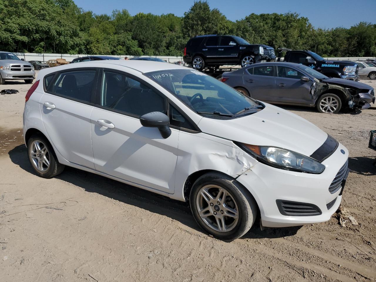 Lot #2809170049 2018 FORD FIESTA SE