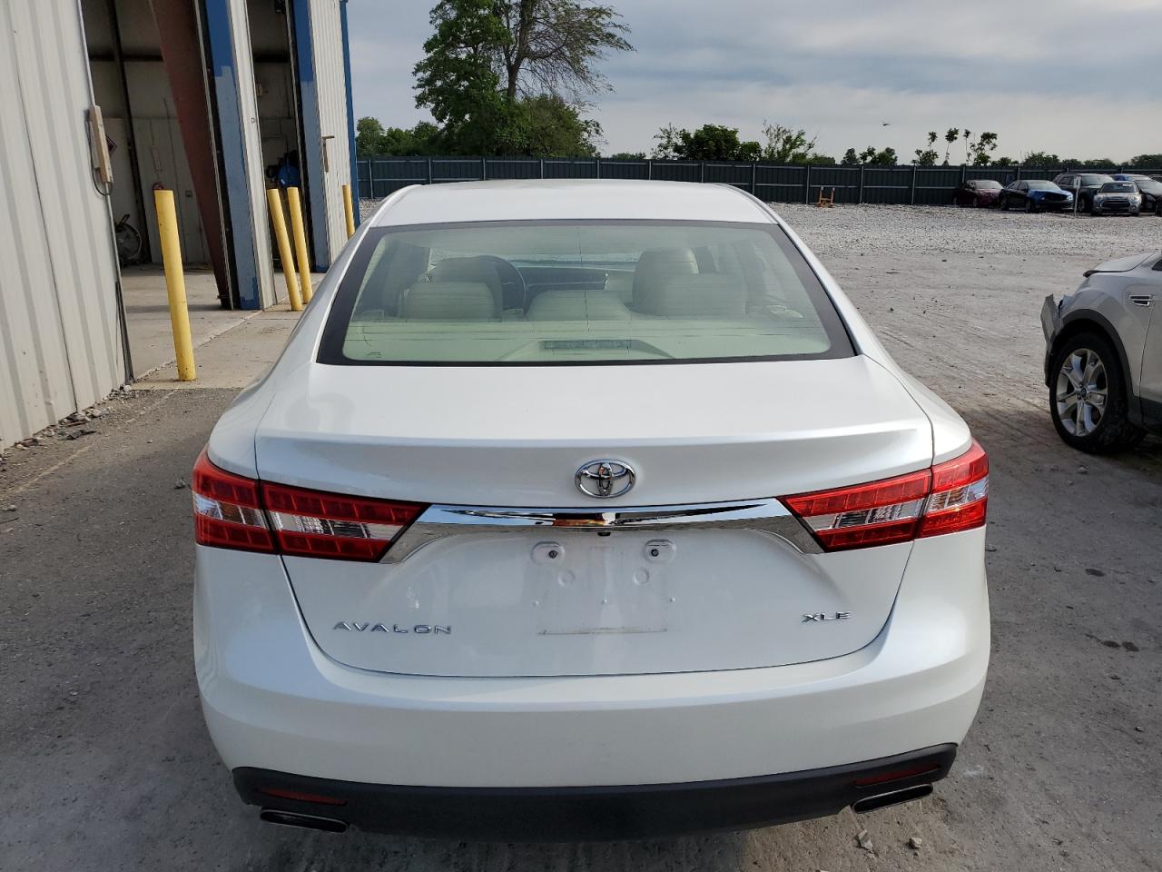 4T1BK1EBXDU031852 2013 Toyota Avalon Base