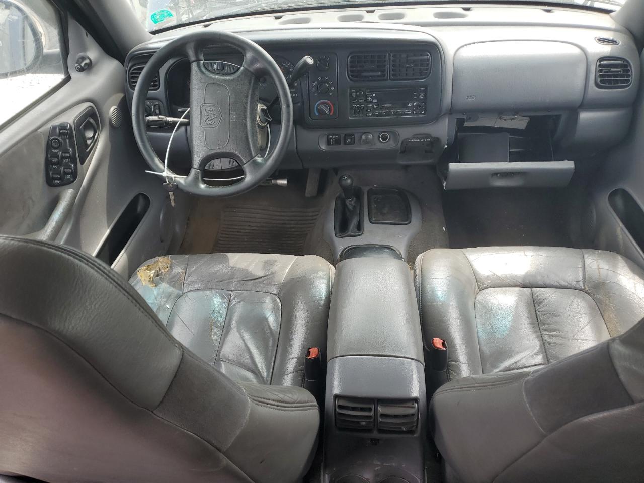 1B4HS28Y3XF572526 1999 Dodge Durango