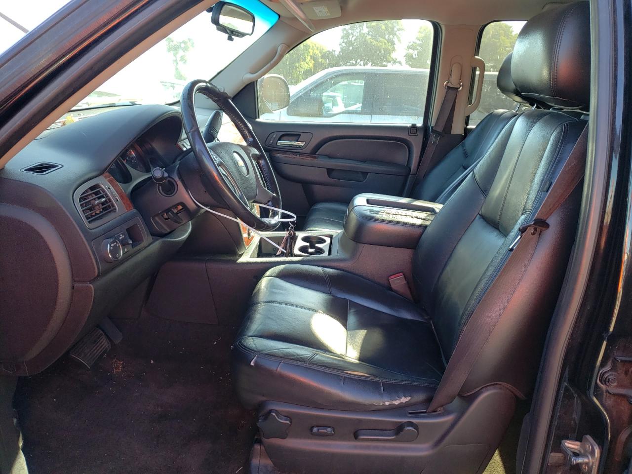 1GNSCBE07CR110104 2012 Chevrolet Tahoe C1500 Lt