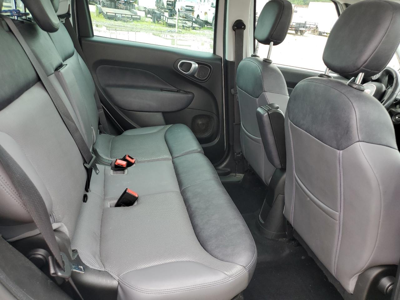 ZFBCFACH8EZ022210 2014 Fiat 500L Lounge