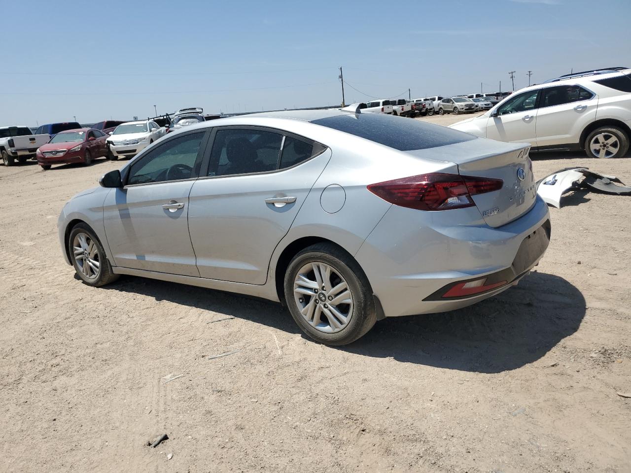 Lot #2953090618 2020 HYUNDAI ELANTRA SE