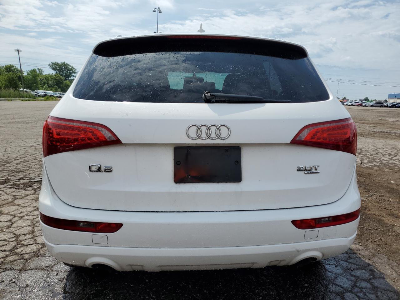 2012 Audi Q5 Premium vin: WA1CFAFP2CA058769