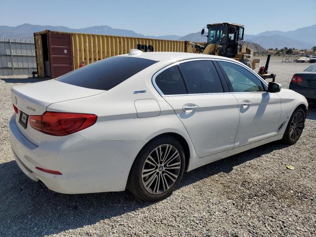 VIN WBAJA9C54JB251832 2018 BMW 5 Series, 530E no.3