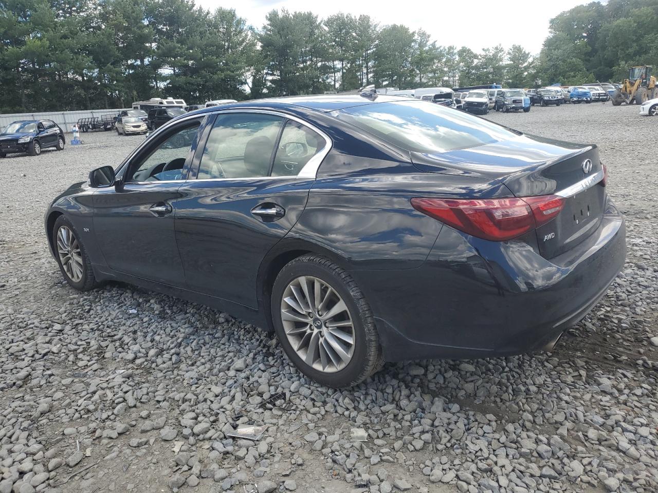 2019 Infiniti Q50 Luxe vin: JN1EV7AR3KM553950