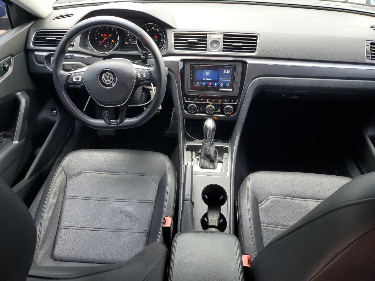 1VWDT7A39HC075118 2017 Volkswagen Passat R-Line