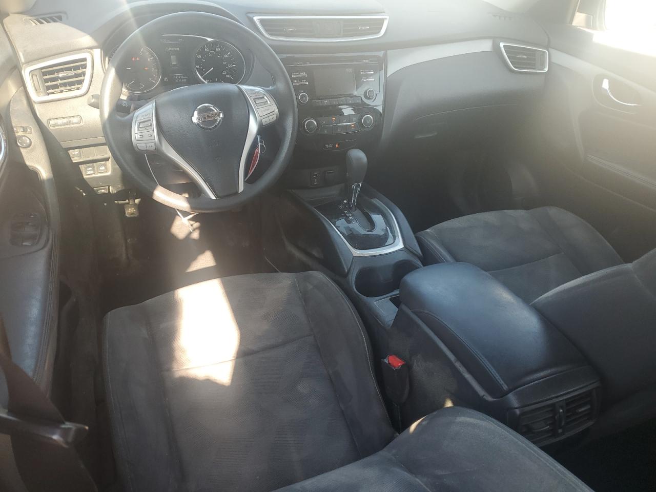 KNMAT2MV1GP642211 NISSAN ROGUE 2016