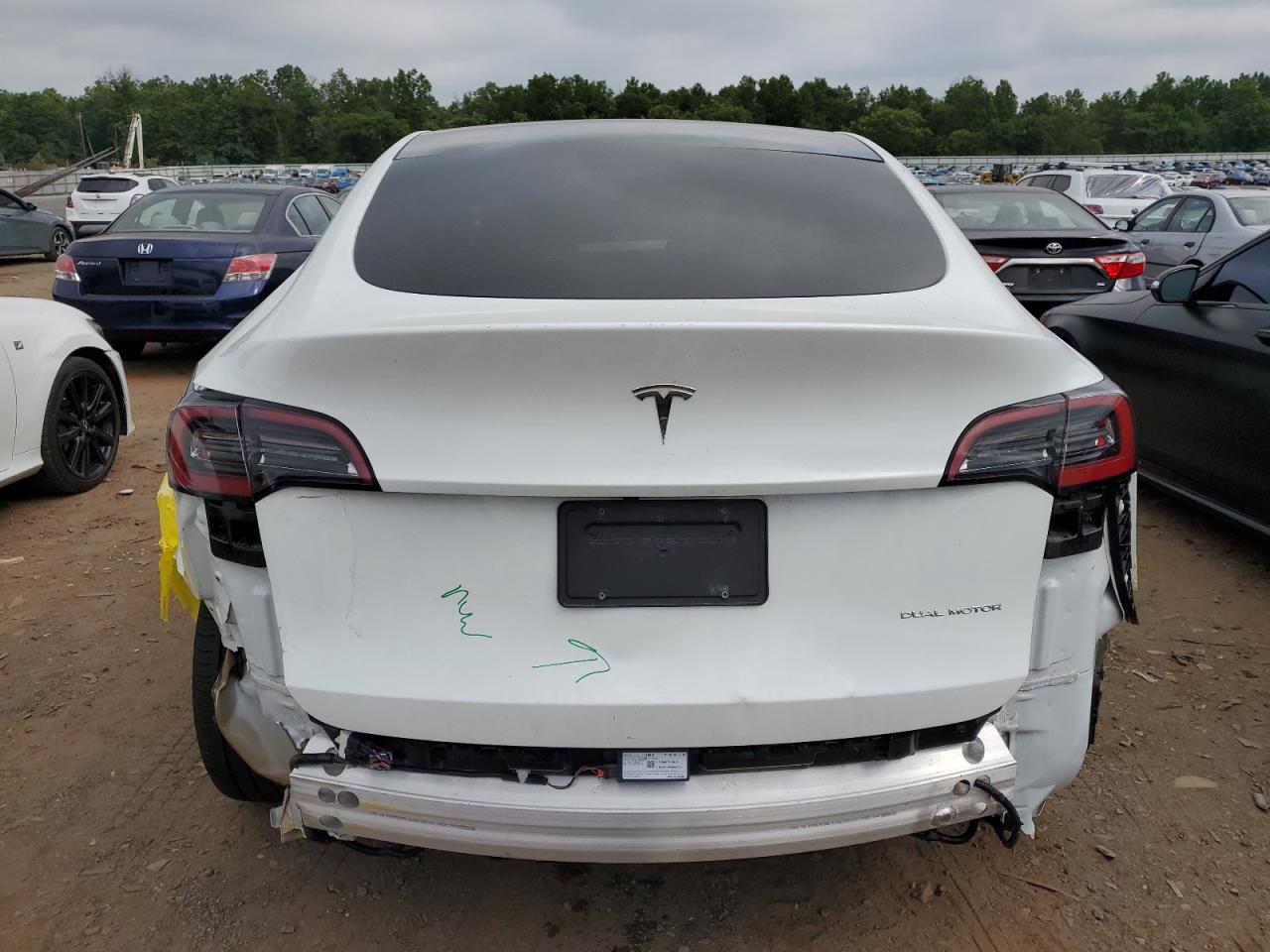 7SAYGDEE0NF321218 2022 Tesla Model Y