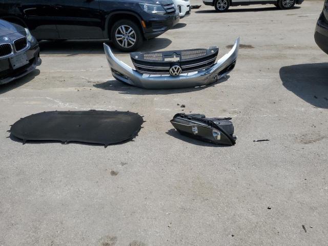 2015 VOLKSWAGEN TIGUAN S - WVGBV7AX8FW102744