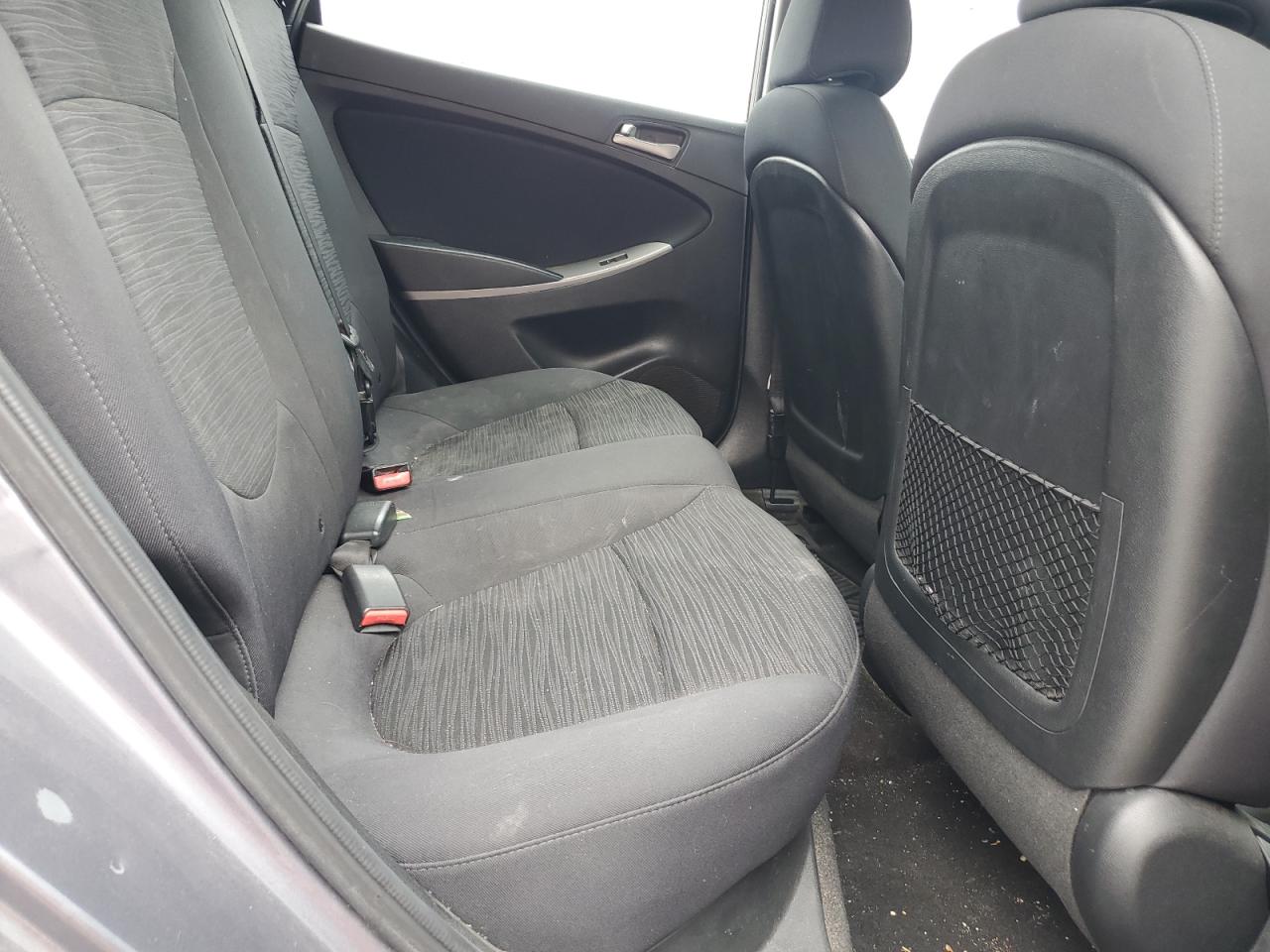 KMHCT5AE3GU255672 2016 Hyundai Accent Se