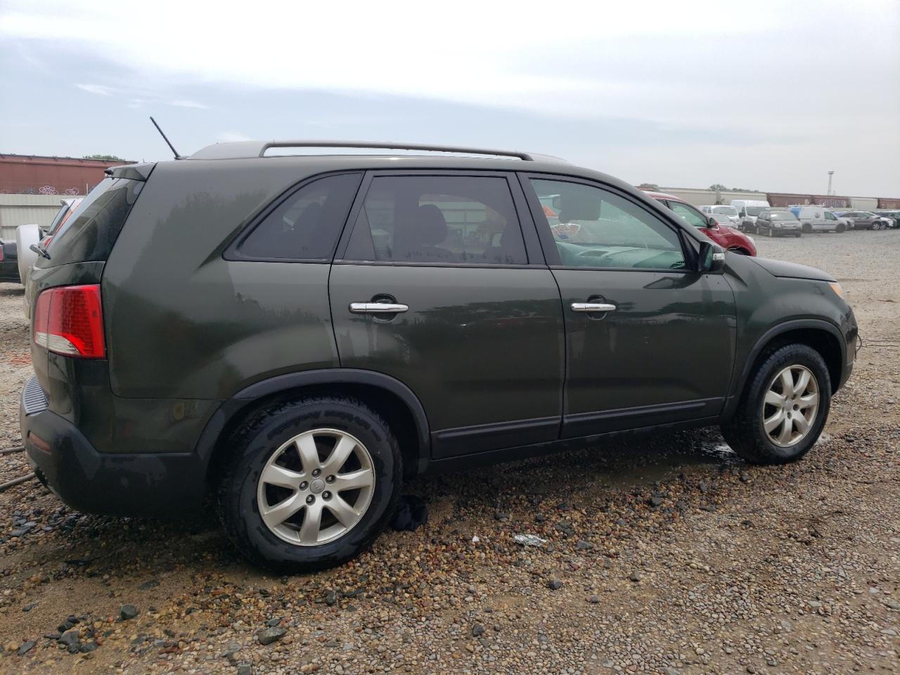 2013 Kia Sorento Lx vin: 5XYKT3A6XDG332421