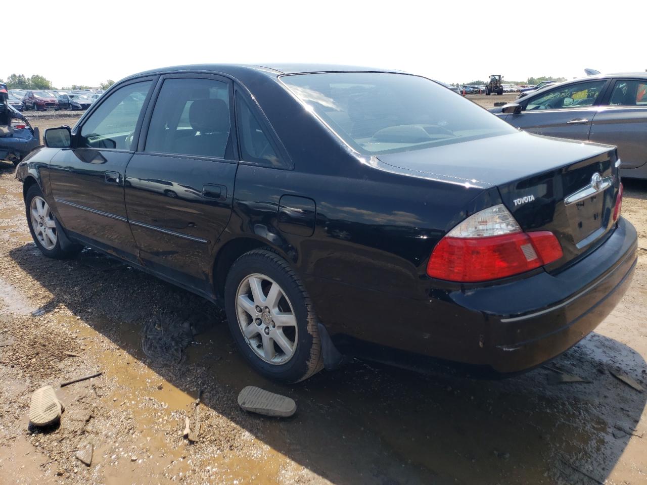 Lot #2890863592 2004 TOYOTA AVALON