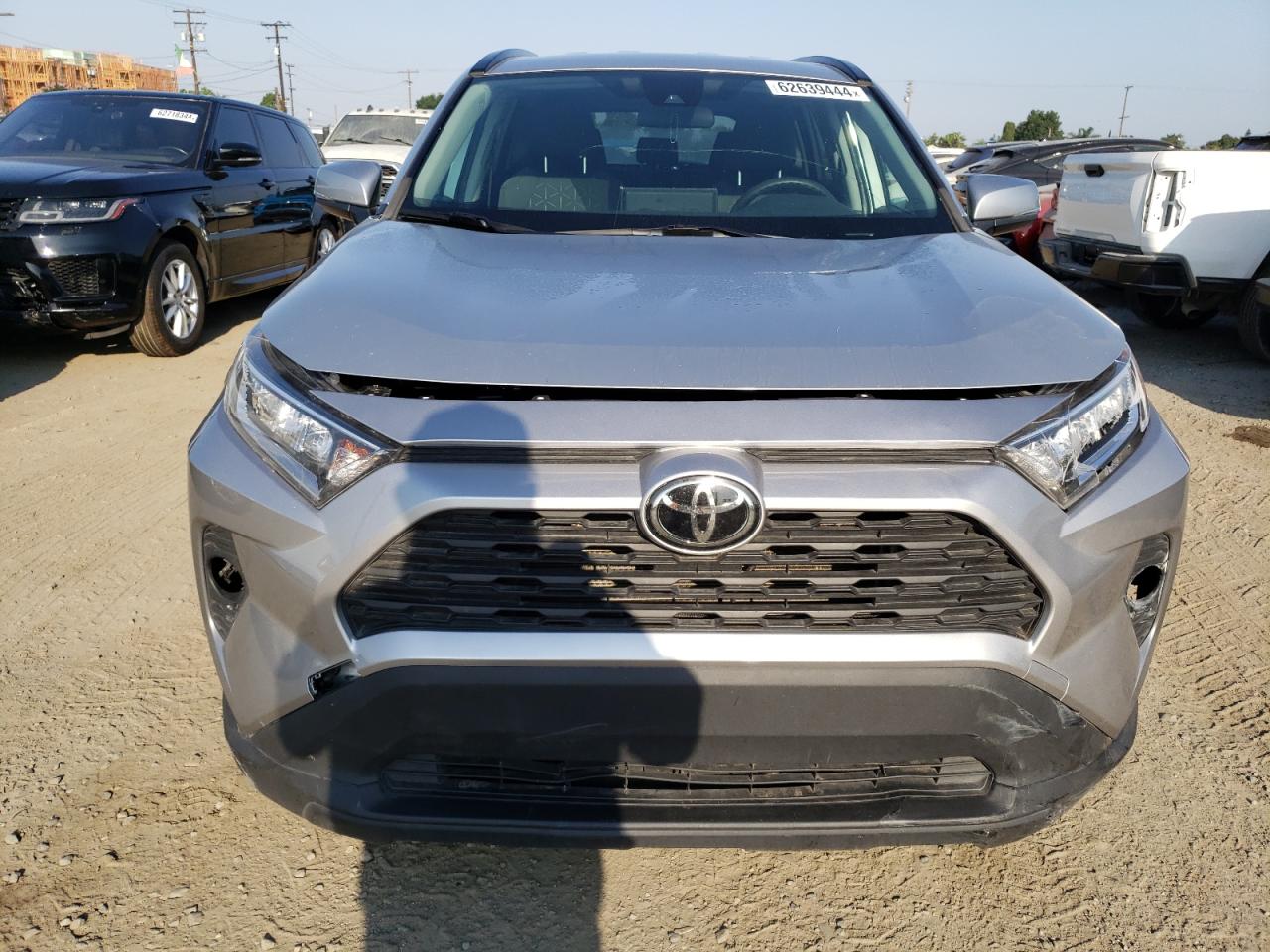 2021 Toyota Rav4 Xle vin: 2T3P1RFV1MW242977