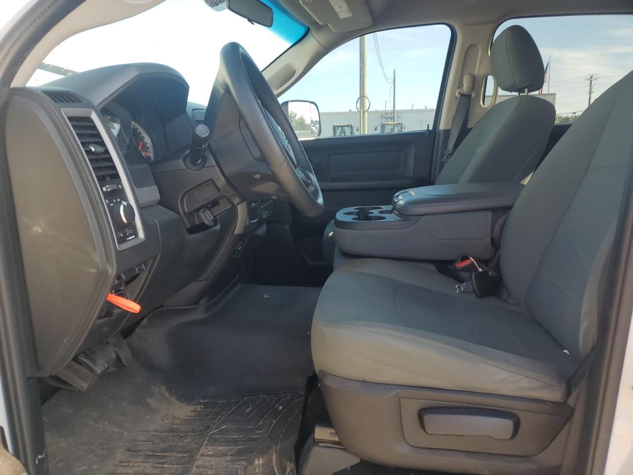 1C6RR6KM9FS589926 2015 Ram 1500 St