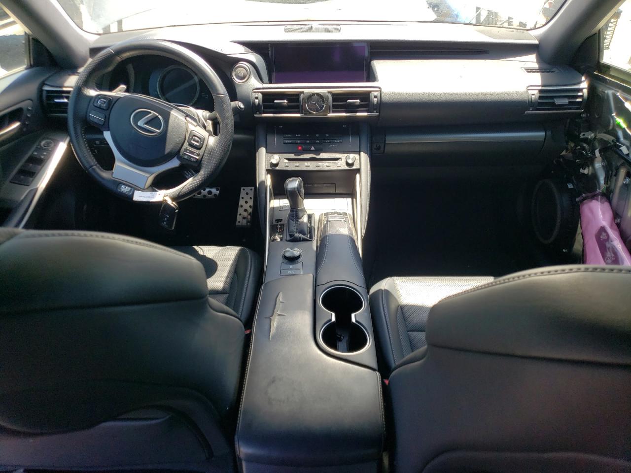 JTHBA1D2XJ5069224 2018 Lexus Is 300