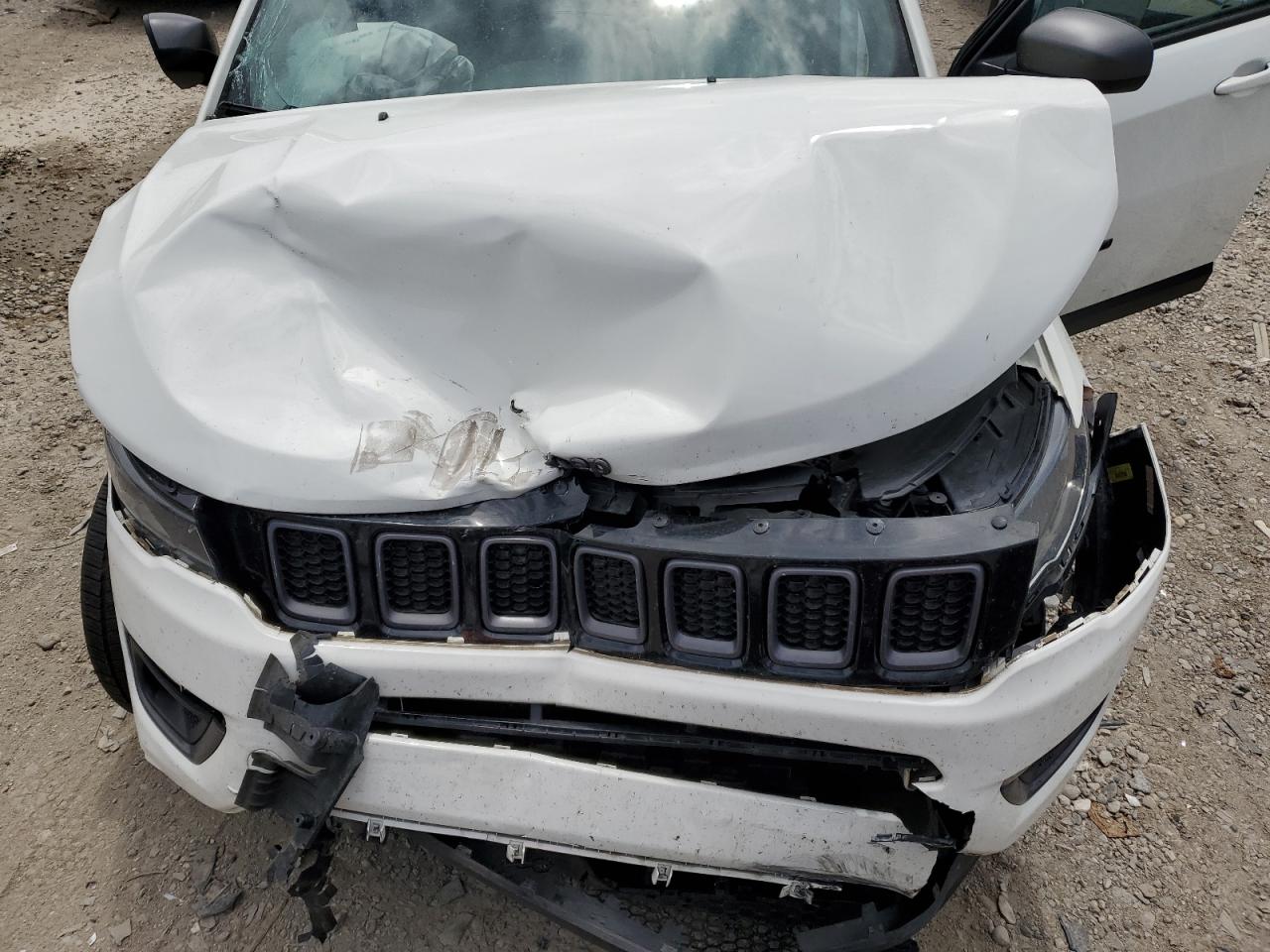 3C4NJDEB5MT557290 2021 Jeep Compass 80Th Edition