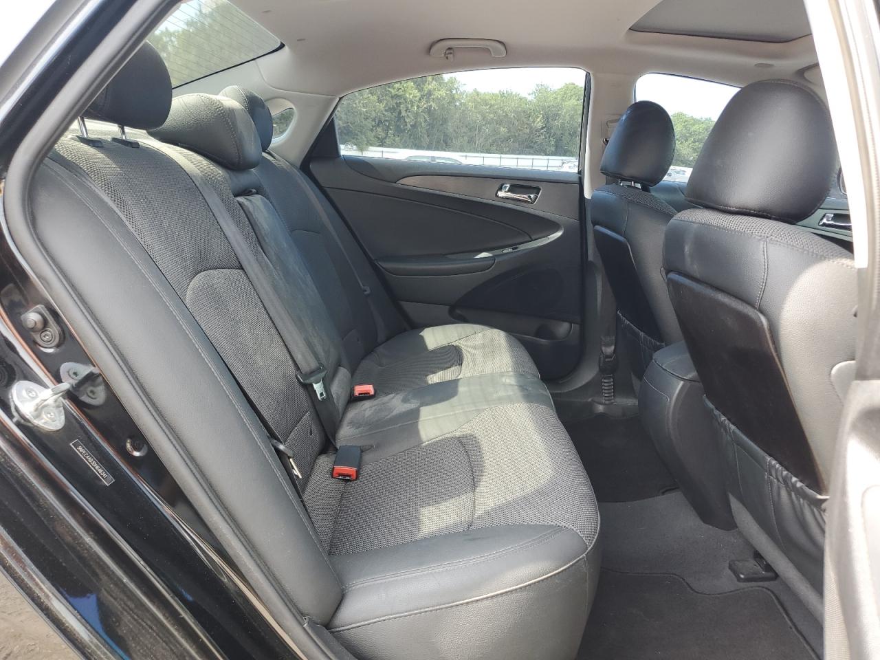 5NPEC4AB3DH646341 2013 Hyundai Sonata Se