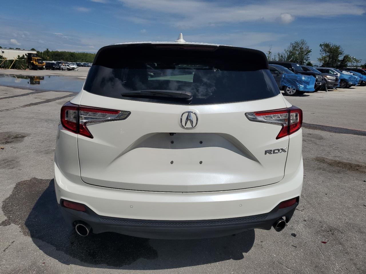 5J8TC1H76KL007744 2019 Acura Rdx Advance