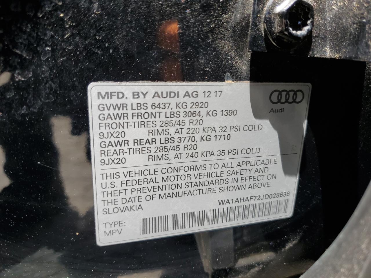 WA1AHAF72JD028636 2018 Audi Q7 Premium