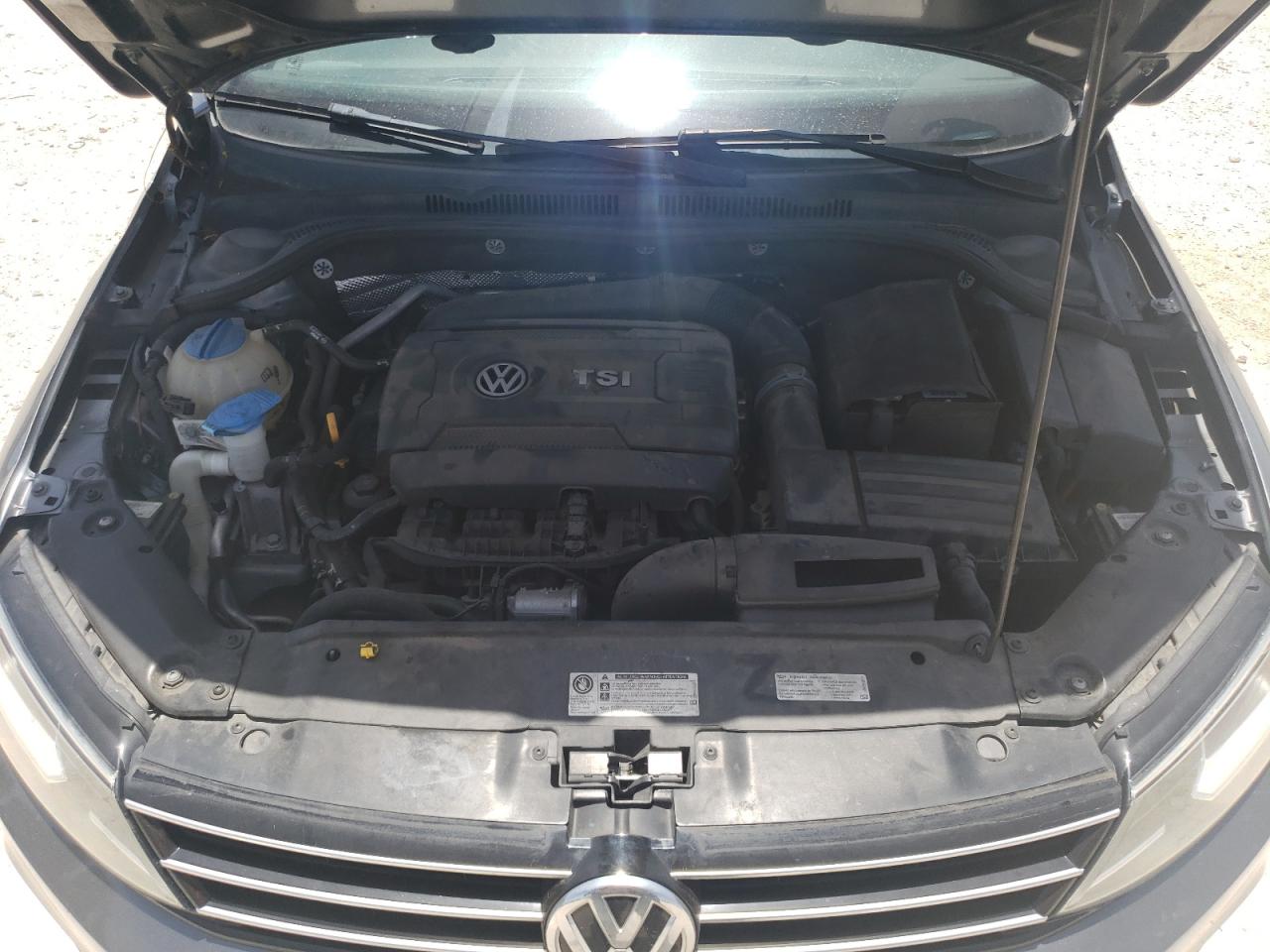 3VWD17AJ3GM346983 2016 Volkswagen Jetta Sport