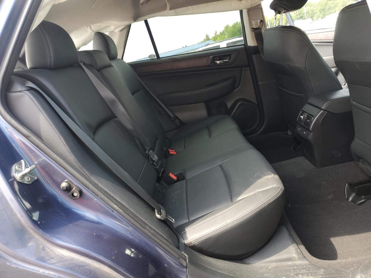 4S4BSANCXH3264974 2017 Subaru Outback 2.5I Limited