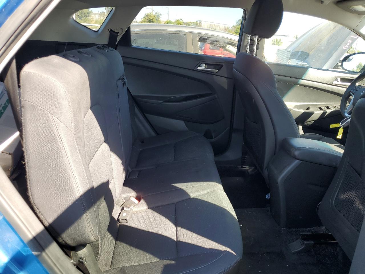 KM8J2CA45KU917590 2019 Hyundai Tucson Se