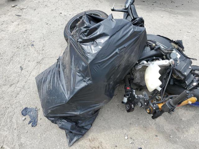 2018 YAMAHA YZFR6 JYARJ28E9JA002711