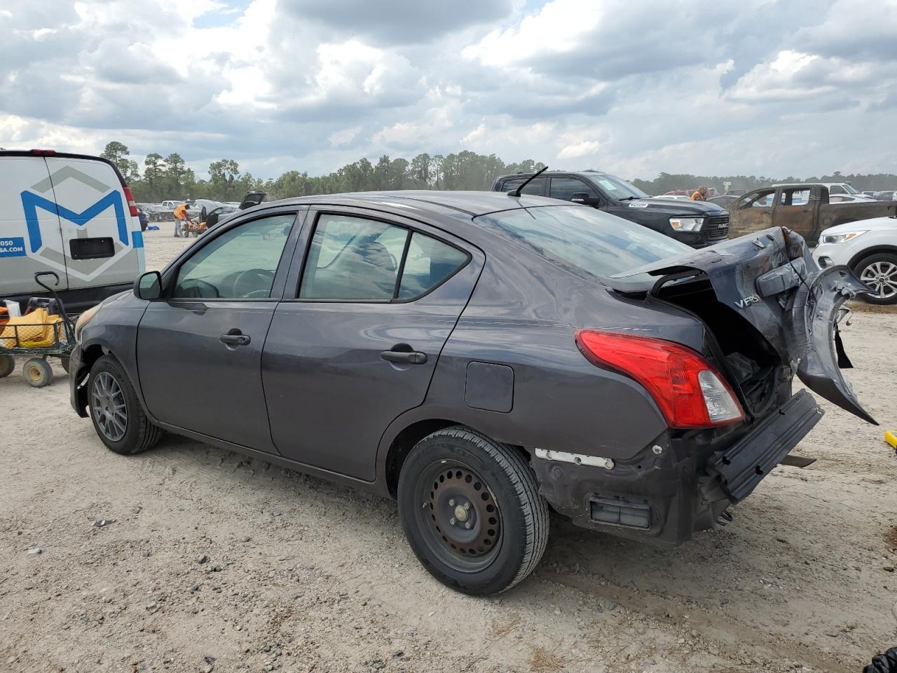 Lot #3311607218 2015 NISSAN VERSA S